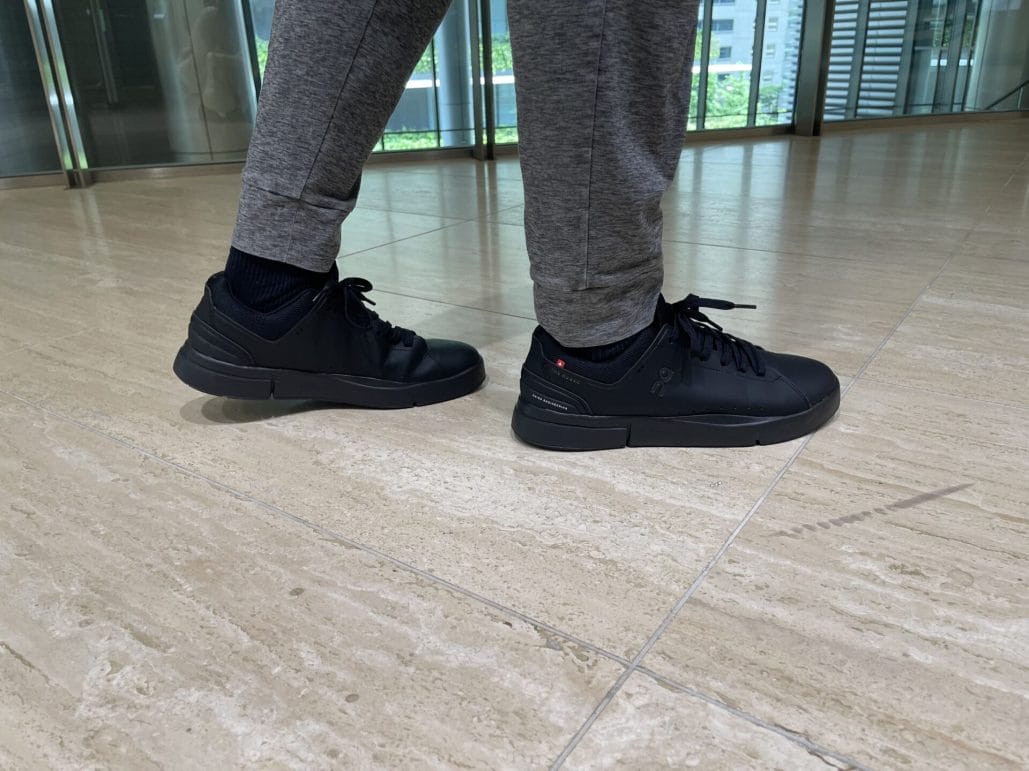 THE ROGER Advantage」徹底レビュー：革靴に完全擬態できるOnの高機能